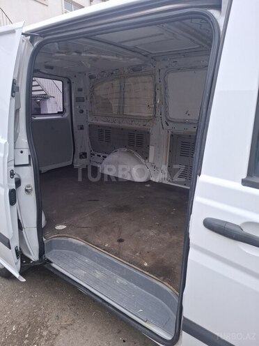 Mercedes Vito-8