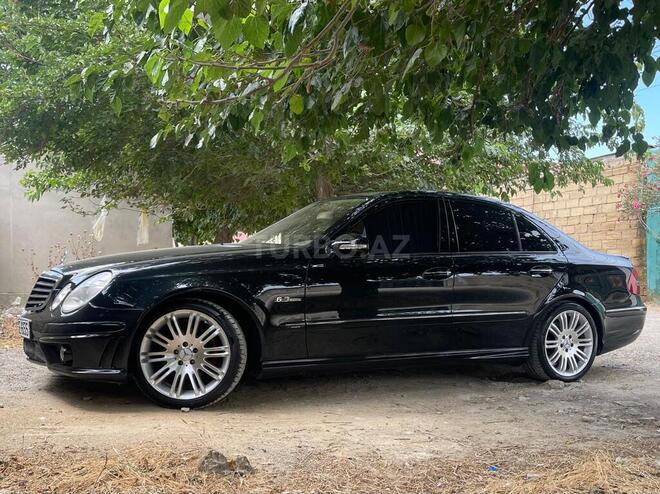Mercedes E 240-2