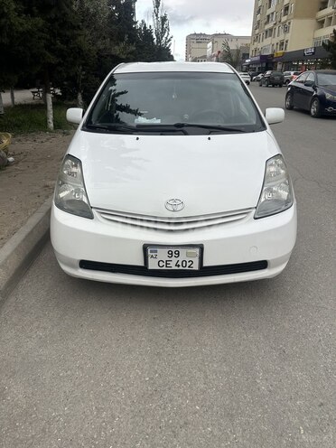 Toyota Prius-1
