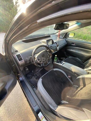 Toyota Prius-10