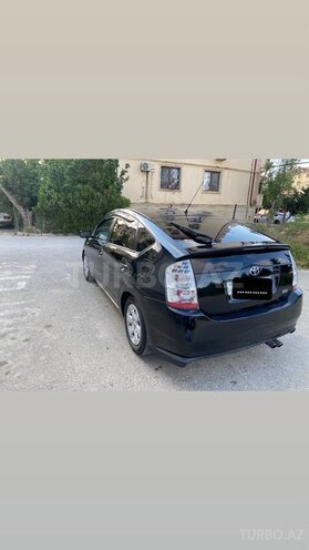 Toyota Prius-6