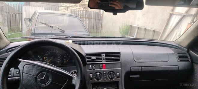 Mercedes C 180-4