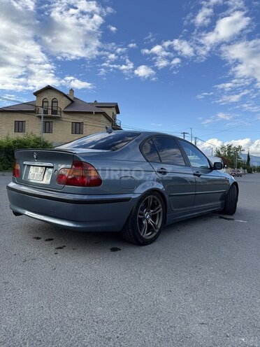 BMW 325-3
