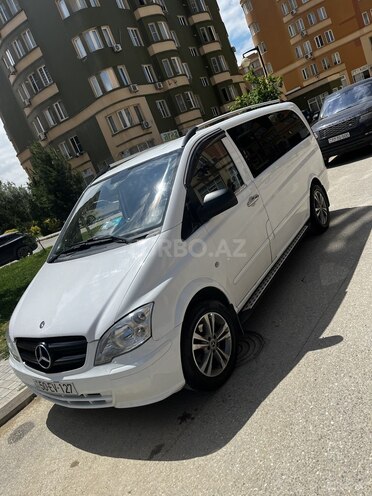 Mercedes Vito 111 CDI-11