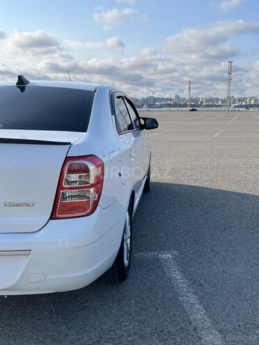 Chevrolet Cobalt-6