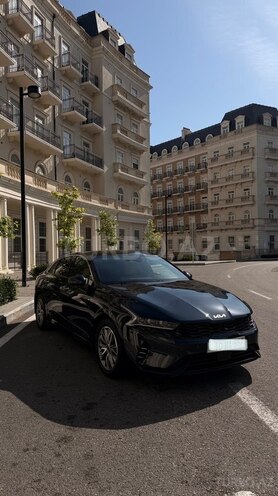Kia K5-1
