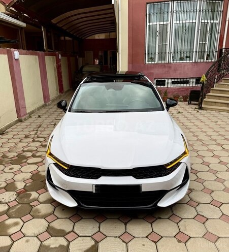 Kia K5-6