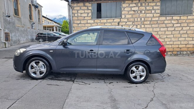 Kia Ceed SW-10