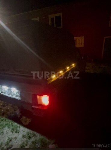 LADA (VAZ) 21045-10