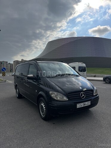 Mercedes Viano-1
