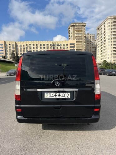 Mercedes Viano-5