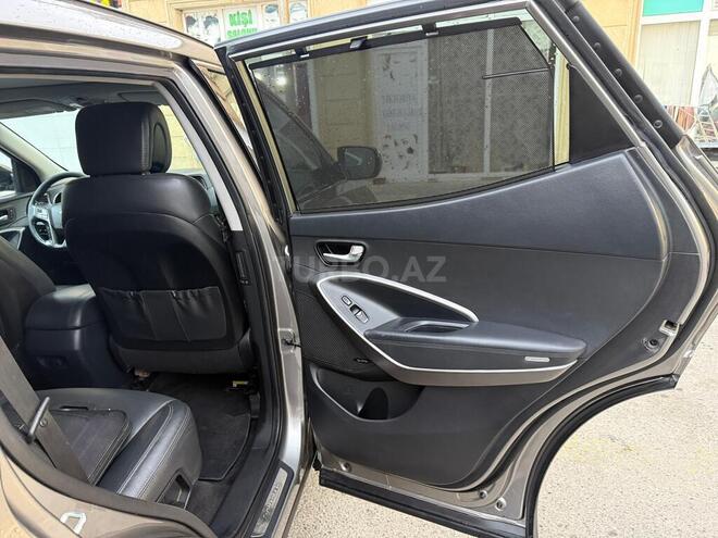 Hyundai Santa Fe-11