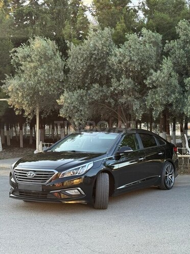 Hyundai Sonata-2