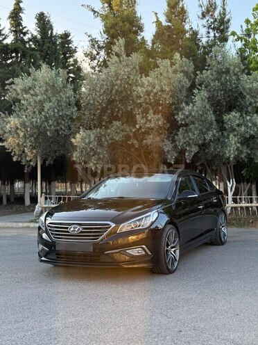 Hyundai Sonata-12