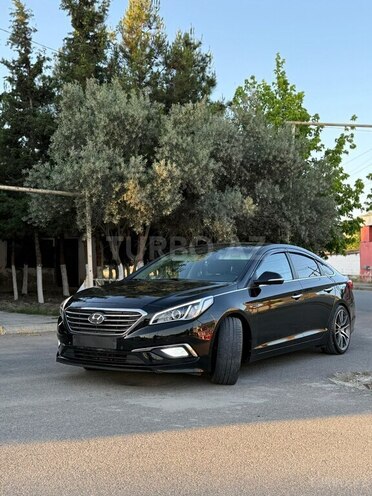 Hyundai Sonata-15