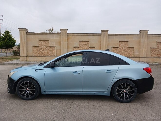 Chevrolet Cruze-6