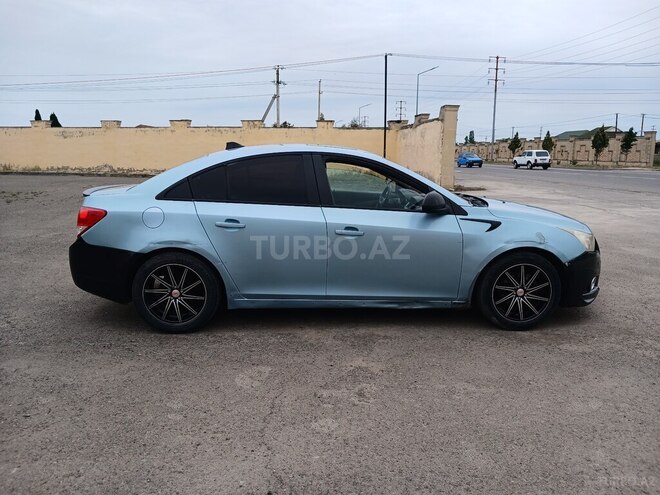 Chevrolet Cruze-5