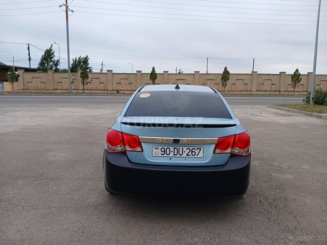 Chevrolet Cruze-8