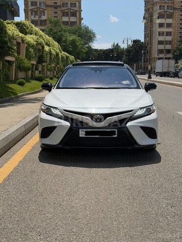 Toyota Camry-1