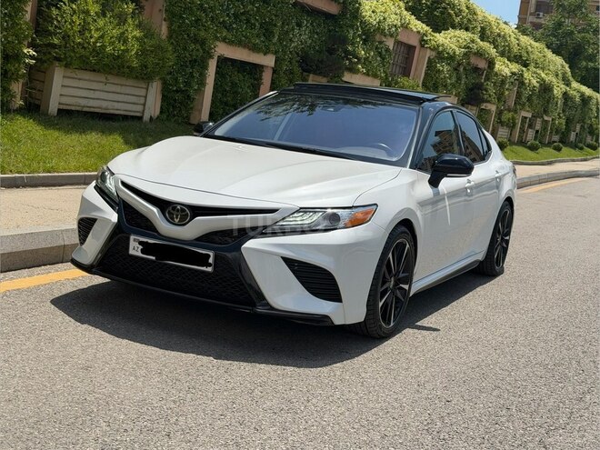 Toyota Camry-3