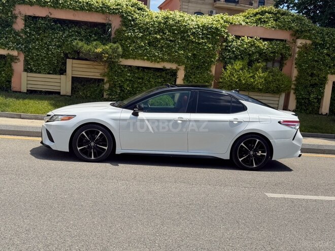 Toyota Camry-9