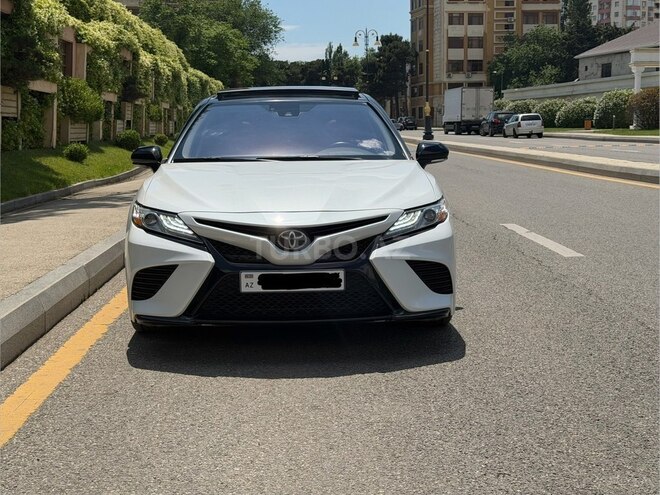 Toyota Camry-6