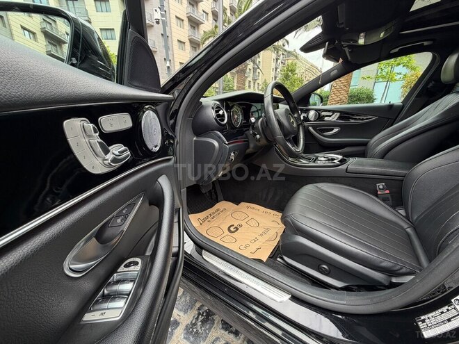 Mercedes E 350-10