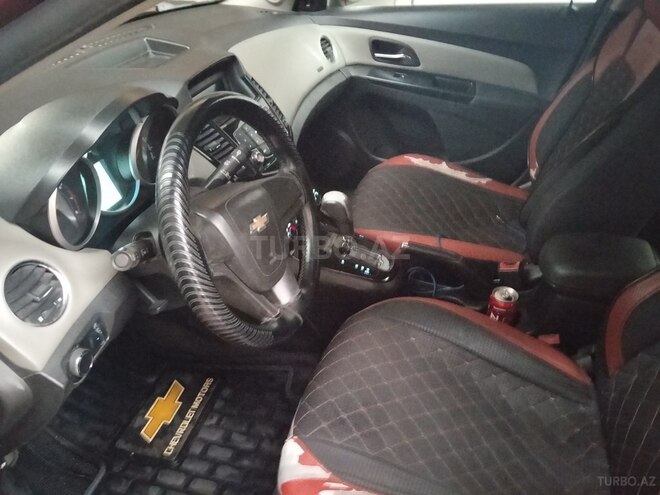 Chevrolet Cruze-5