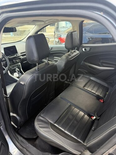 Ford Ecosport-8