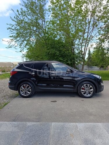 Hyundai Santa Fe-5