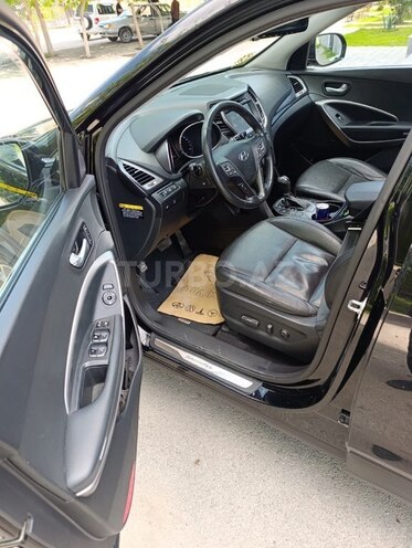 Hyundai Santa Fe-10