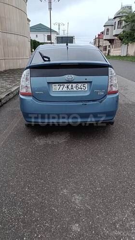 Toyota Prius-2