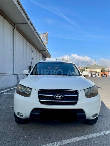 Hyundai Santa Fe-1