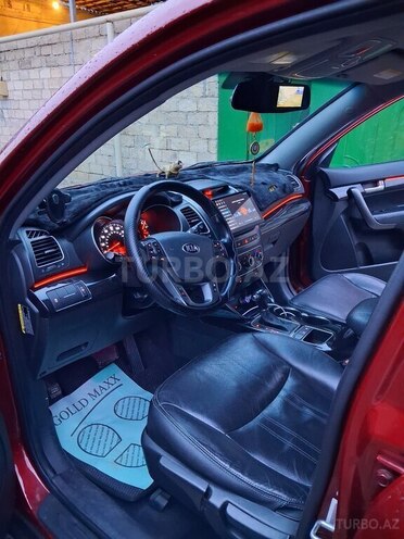 Kia Sorento-7