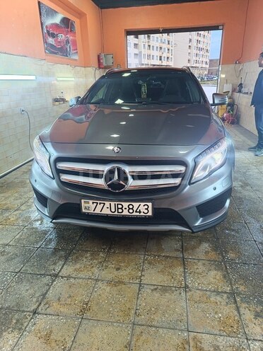 Mercedes GLA 250 4MATIC-1