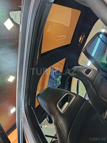 Mercedes GLA 250 4MATIC-7