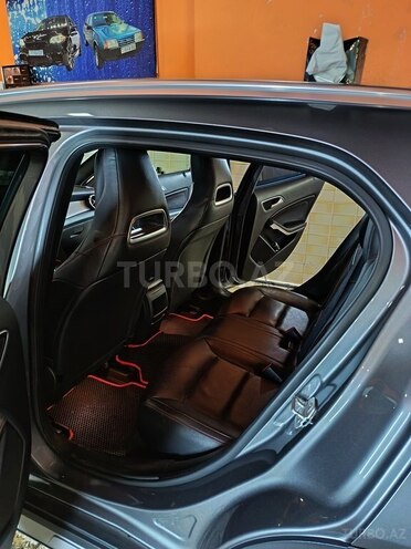 Mercedes GLA 250 4MATIC-5