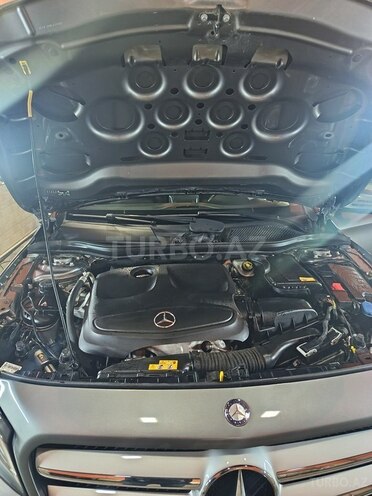 Mercedes GLA 250 4MATIC-10