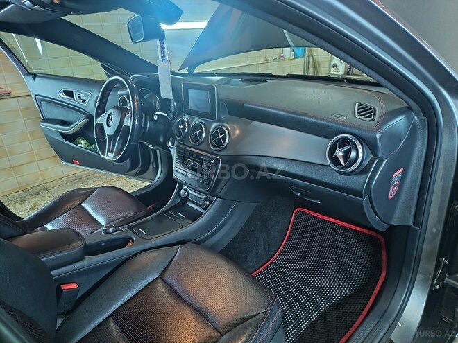 Mercedes GLA 250 4MATIC-11