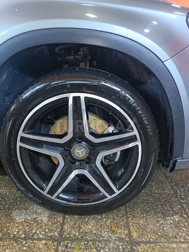 Mercedes GLA 250 4MATIC-13