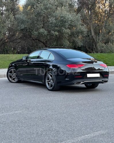 Mercedes CLS 300-8
