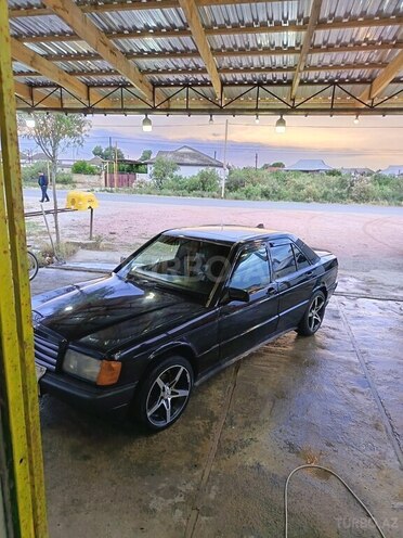 Mercedes 190-3