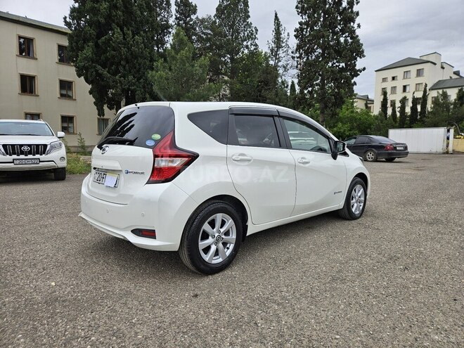 Nissan Note-3