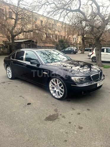 BMW 750-8