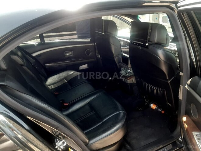 BMW 750-6