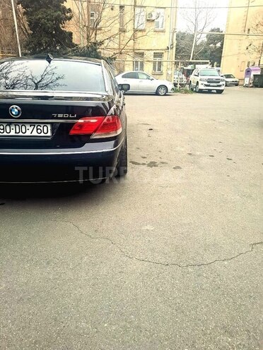 BMW 750-10