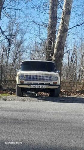LADA (VAZ) 21011-2