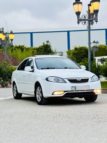 Daewoo Gentra-4