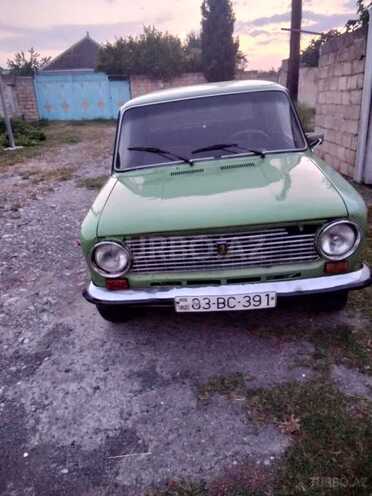 LADA (VAZ) 21011-1