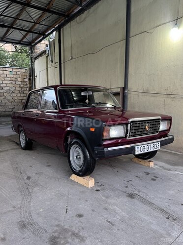 LADA (VAZ) 2107-2